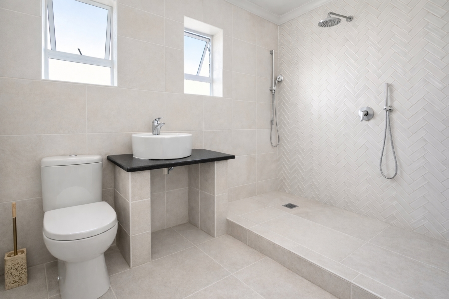 2 Bedroom Property for Sale in Wynberg Western Cape